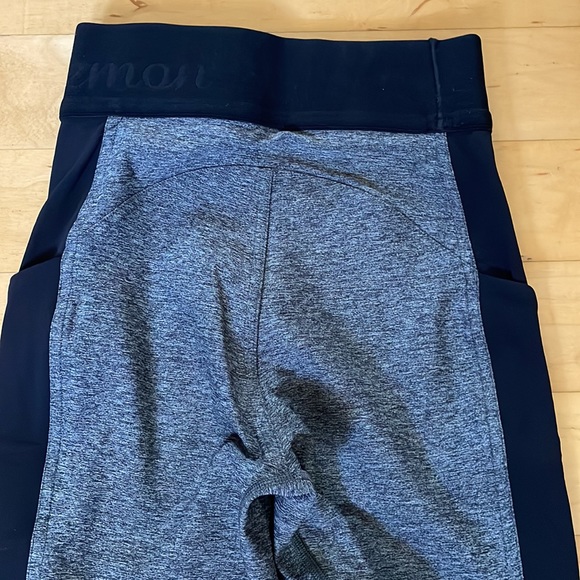 Lululemon size 2 Box it out leggings and gray and black - Picture 5 of 6